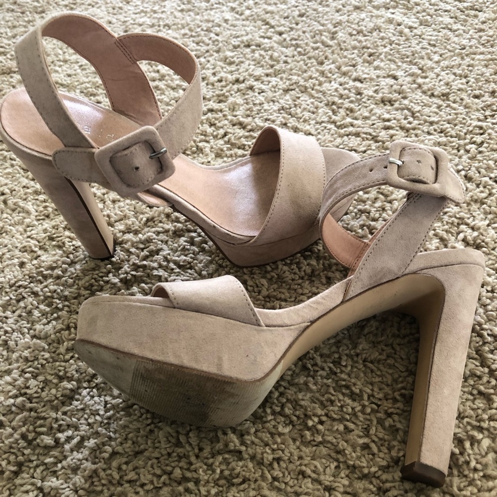 Madden Girl Tan Suede Block Heel